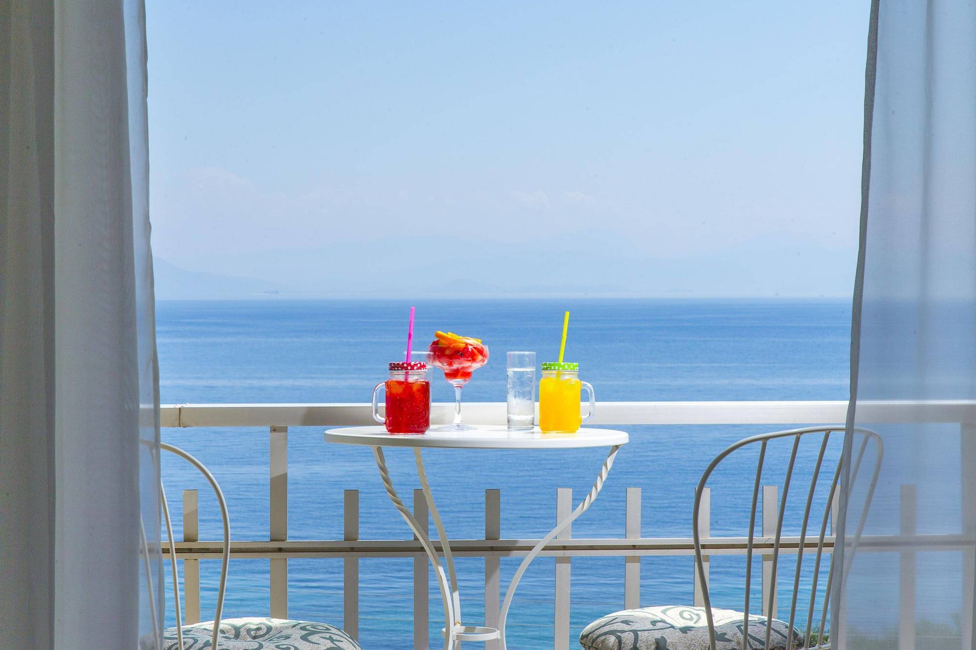 Aurora Beach Hotel Agios Ioannis Peristerion Eksteriør bilde